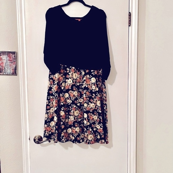Modcloth Admired All Over 3/4 Sleeve Dress 2X​​​​​ - Picture 3 of 4